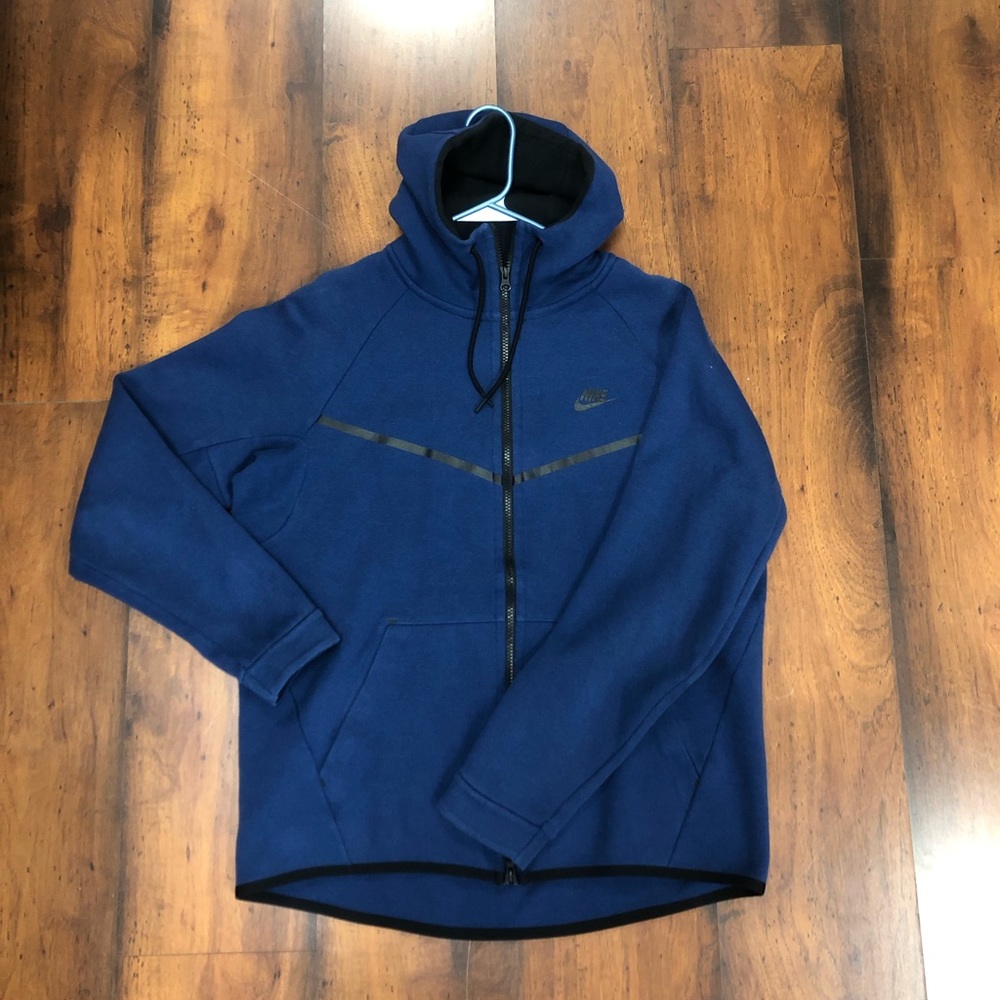 Nike tech fleece jacket